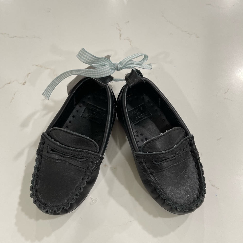 Janie & Jack black loafers size 5